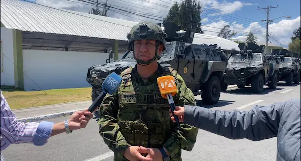 Coronel de Estado Mayor del Ejército Ecuatoriano Carlos Ayala, comandante de la Brigada Blindada N°11 Galápagos