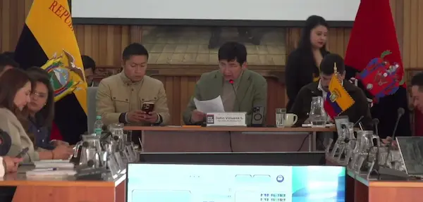 Concejales de Riobamba abandonan sesión sobre presupuesto 2026