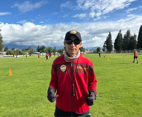 Cristian Santos, coordinador y director del Club.