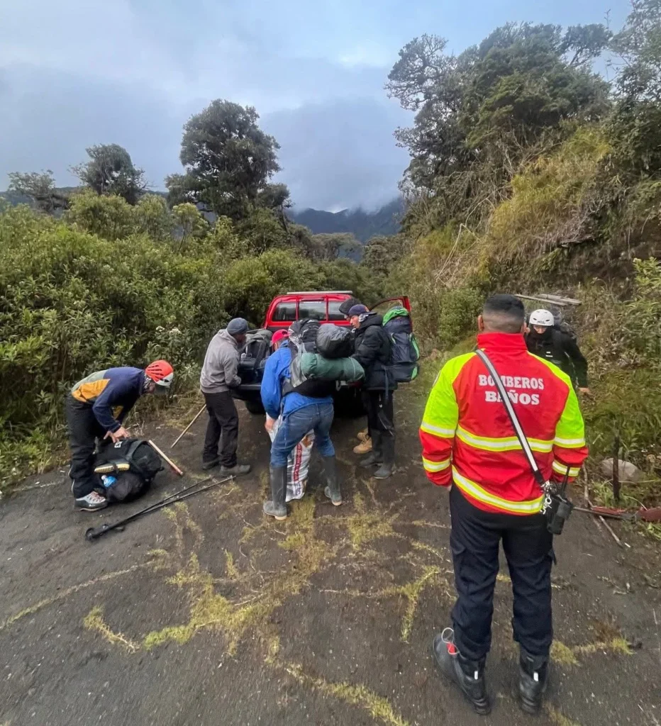 Encuentran muerto a policía desaparecido en volcán Tungurahua.