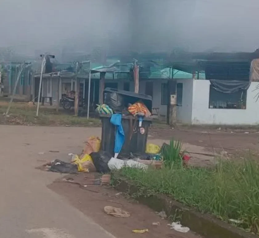 Falta de recolección de basura genera malestar en Tiwintza.