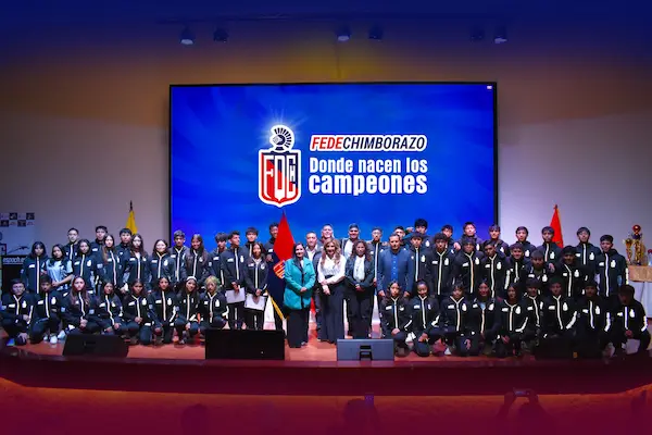 Federación Deportiva de Chimborazo conmemora sus 101 años.