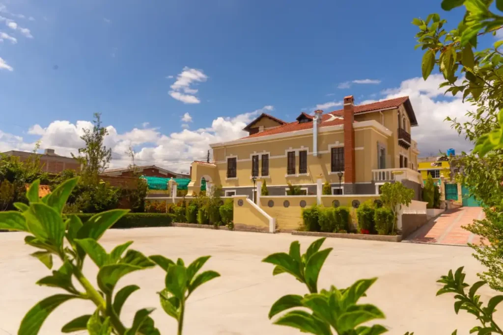 La casa del cura; mezcla historia y gastronomía en un lugar único.