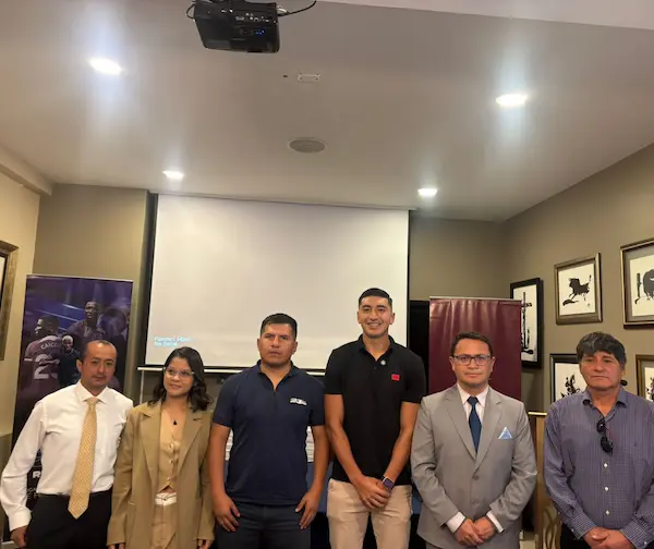 Academia de fútbol Niño Moi 23 abre sus puertas en Riobamba.