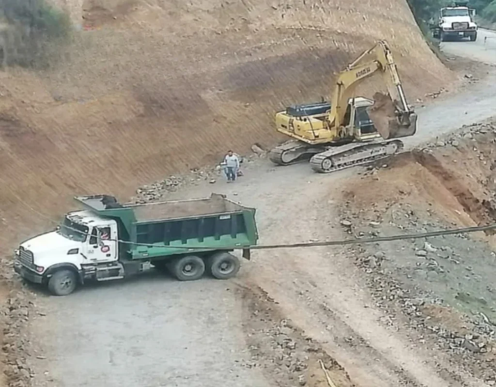 MIT anuncia cierre indefinido de la vía Chimbo El Cristal.