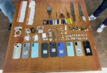 Militares decomisan droga y celulares en cárcel de Cotopaxi.