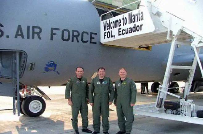 Bases militares extranjeras en Ecuador al debate del referéndum 