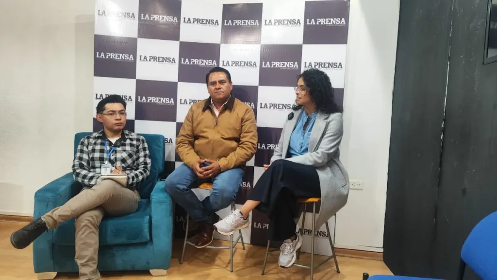 Mercado de Riobamba gradúa primeros promotores nutricionales en el país