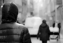 ¿Qué significa soñar que alguien me persigue? Según la psicología