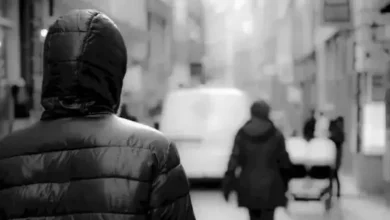 ¿Qué significa soñar que alguien me persigue? Según la psicología