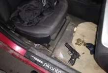 Ejército decomisa armas y municiones en Chimborazo y Bolívar