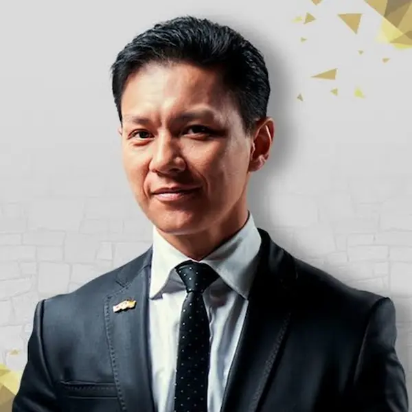 Yokoi Kenji llega a la ESPOCH con conferencia sobre liderazgo