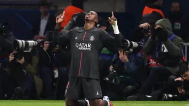 PSG vs Tottenham: gol de Willian Pacho en la Champions League.