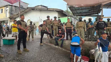 2 cuerpos decapitados y un torso hallados en altamar