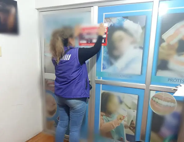 Clausuran consultorio odontológico en Colta
