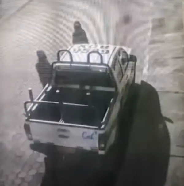 Video | sujetos roban una camioneta en 2 minutos