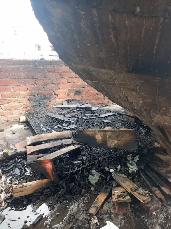 Bomberos de Riobamba apagaron un incendio estructural