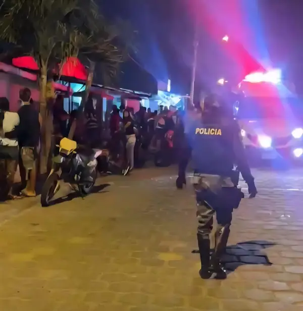 Efectivos de la Policía Nacional llegaron para adoptar el debido procedimiento