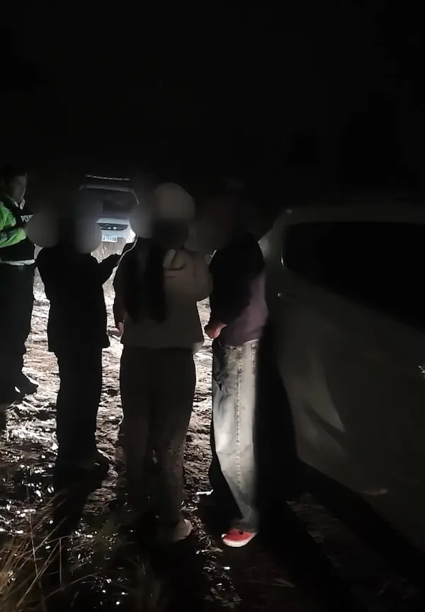 Los preocupados familiares acudieron al lugar para cerciorarse del bienestar de sus seres queridos