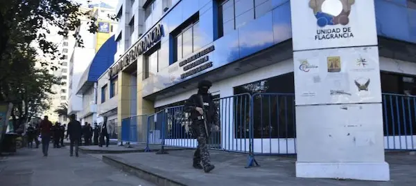 El presunto agresor fue llevado a la Unidad de Flagrancia de Quito, para que explique su supuesto mal proceder