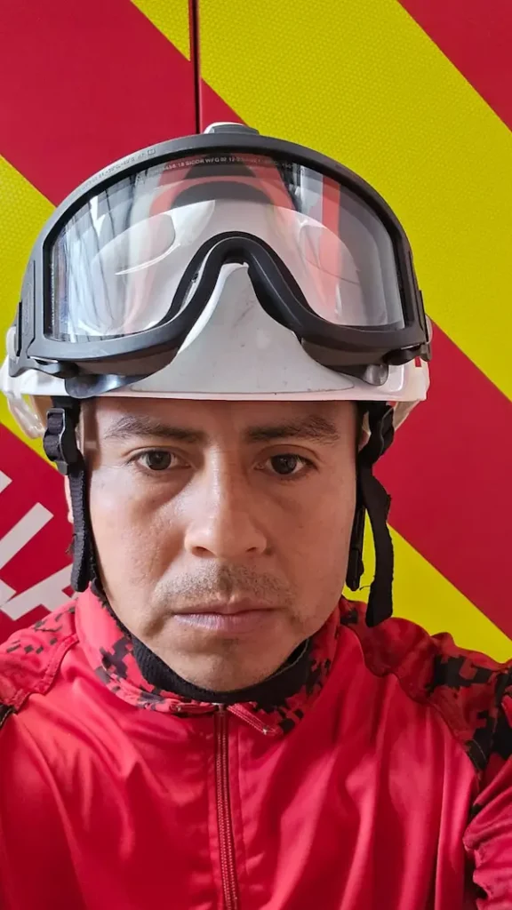 Tcrnl. (B) Carlos Gómez, comandante del Cuerpo de Bomberos del cantón Pallatanga