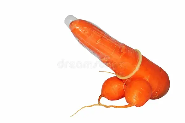 Extraen una zanahoria del cuerpo de una mujer