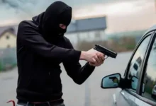 Delincuentes armados roban USD 100 000 a ciudadano chino