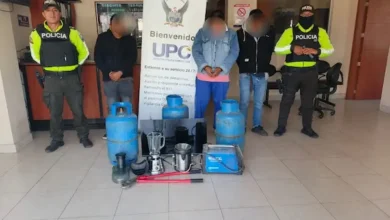 3 hombres detenidos por robo en local de Riobamba