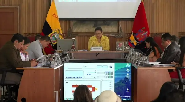 Disputa en Municipio Riobamba por acusaciones de presunta intimidación 