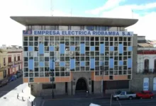 Empresa Eléctrica Riobamba S.A. en peligro por fideicomiso
