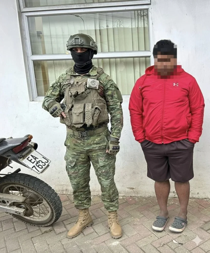 Hombre detenido por portar un arma de fuego en Las Naves.