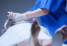 Mujer declarada muerta resucita en la morgue