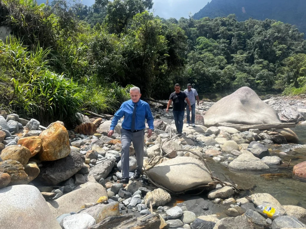 Morona operativo contra minería ilegal en el río Abanico.