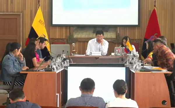 Negocios de Riobamba deberán sacar la Licencia Única Anual de Actividades Económicas