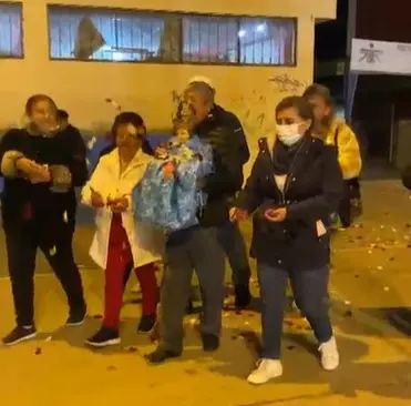 Preparativos de las vísperas del Niño Rey de Hogares de Villa María