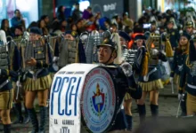 Riobamba en aprobación de ordenanza que institucionaliza Desfile Cívico de Exalumnos