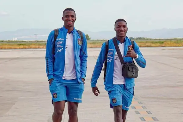 Representantes ecuatorianos en los Premios The Best 2025.