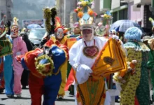 Alquiler de disfraces el negocio de temporada en Riobamba