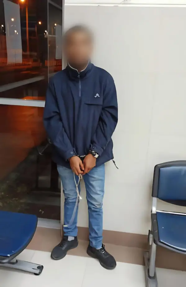 Joven de Riobamba de 25 años detenido por robo agravado