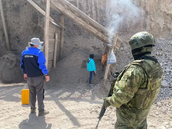 La tarea fue supervisada de principio a fin, a fin de evitar contratiempos