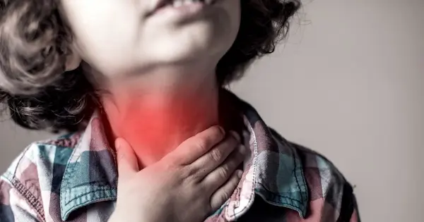 Niño de 11 años fallece tras mal diagnóstico de resfriado