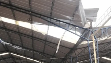 Huracán rompió el techo del Mercado Mayorista en Riobamba