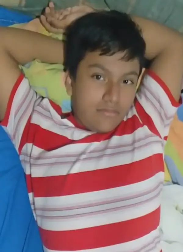 Joven necesita ayuda para continuar con sus tratamientos