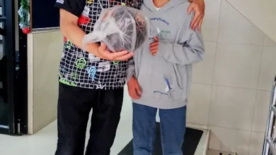 Padrino del Mundialito Dr. Carlos Moncayo entregó balón de Páez