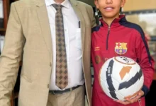 Guillermo Zambrano entregó balón autografiado Kendry Páez