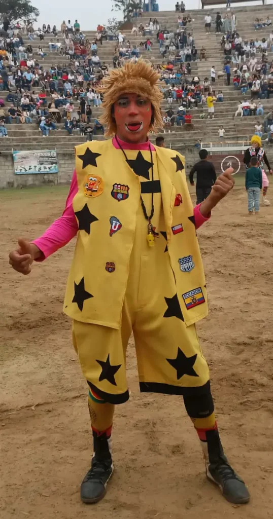 Payaso de Riobamba herido por cornada de toro