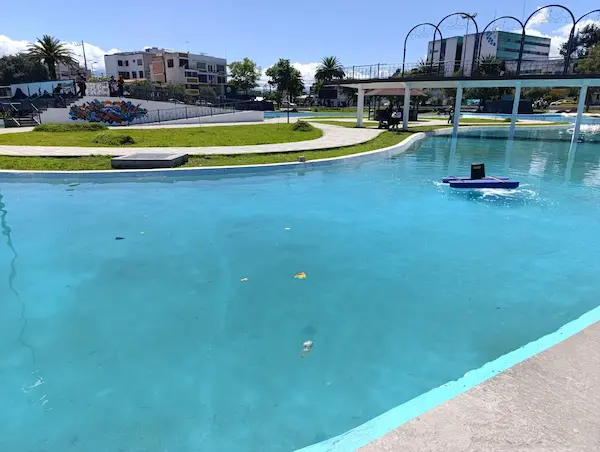 Pileta del Parque Infantil convertida en piscina pública en Riobamba