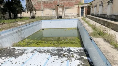 Piscina pública de Yaruquíes en Riobamba refleja abandono