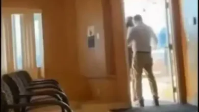 Agentes de ICE intentan ingresar al Consulado de Ecuador en Minneapolis