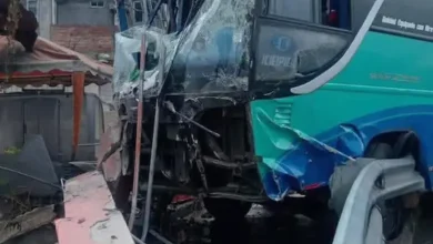 Choque de buses en Ambato deja 4 fallecidos